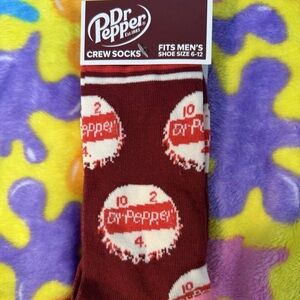 NWT Dr Pepper Crew Socks: Mens Size 6-10